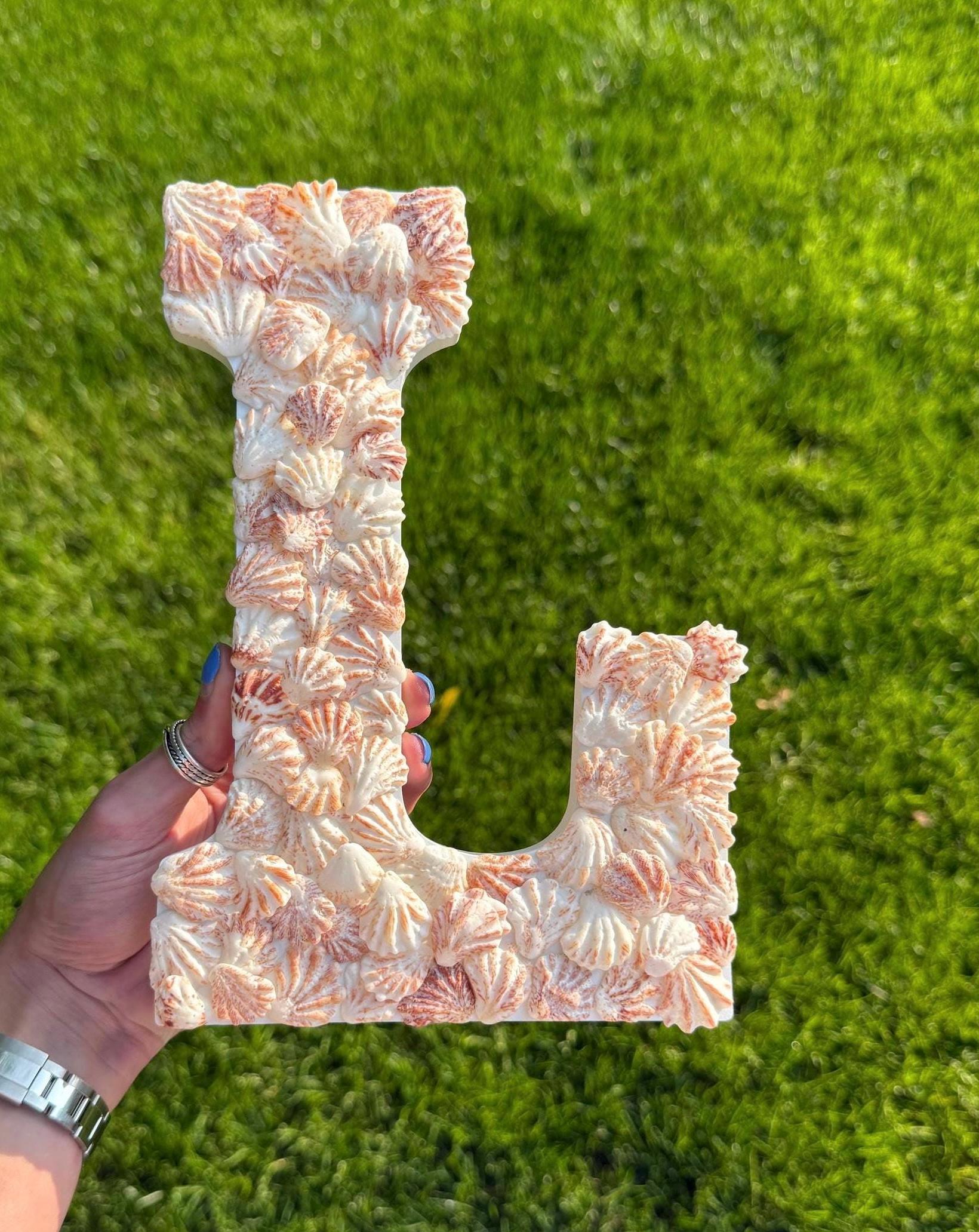 Custom Seashell Letter - Decorative Letters for wall - Kitten paw